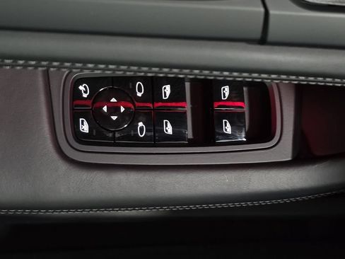 Certified 2020 Porsche Taycan Turbo AWD/4WD image 21