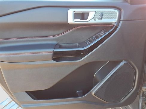 Used 2023 Ford Explorer ST-Line image 22