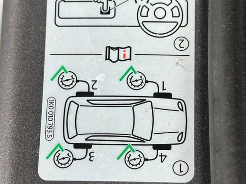 Used 2015 Volkswagen Passat 1.8T Limited Edition image 20
