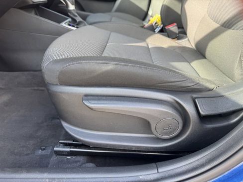 Used 2022 Hyundai Accent SE image 14