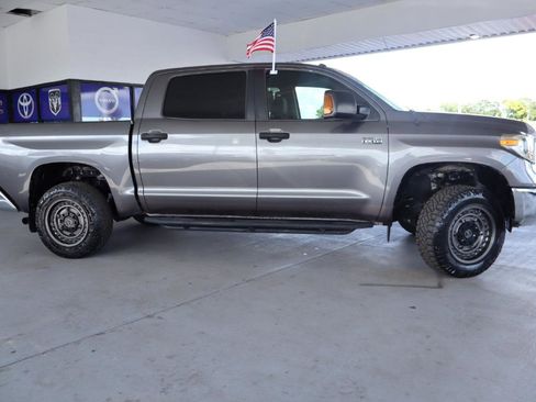 Used 2015 Toyota Tundra SR5 w/ SR5 Upgrade Package RWD image 5
