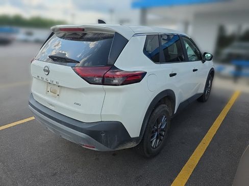 Used 2023 Nissan Rogue S AWD/4WD image 4