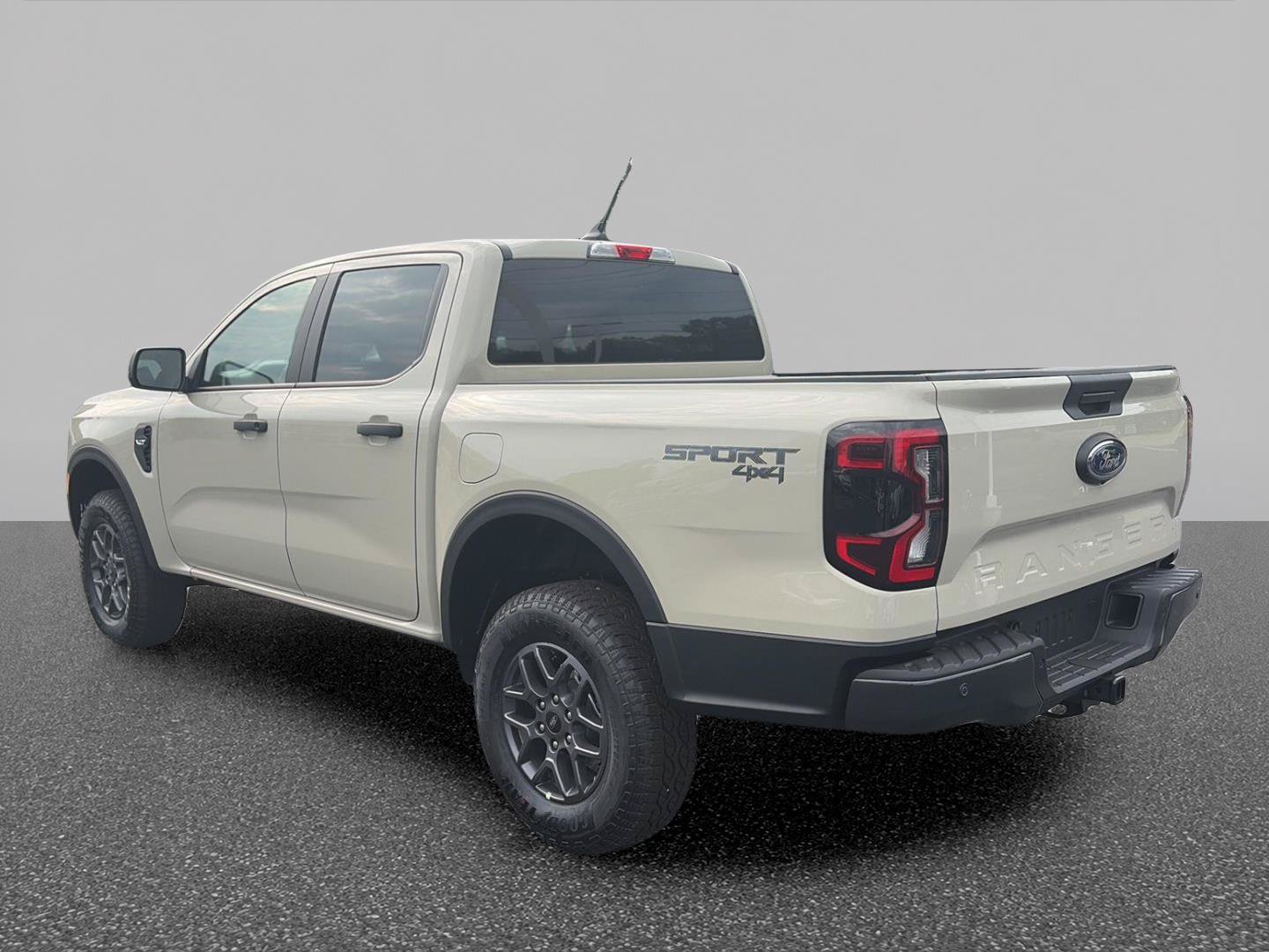 New 2026 Ford Ranger XLT w/ Trailer Tow Package AWD/4WD image 2