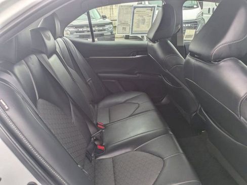 Used 2024 Toyota Camry XSE FWD image 7