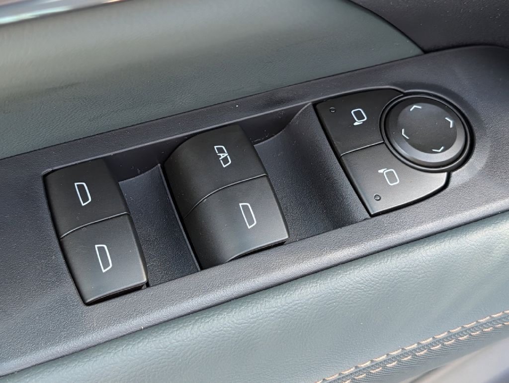 New 2026 GMC Terrain AT4 w/ Convenience Package III AWD/4WD image 41