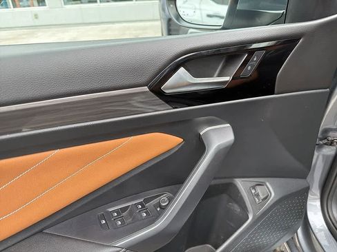 Used 2022 Volkswagen Jetta SEL image 17