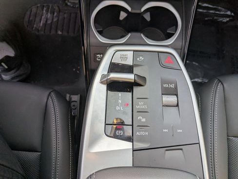 Used 2024 BMW X1 xDrive28i w/ Convenience Package image 18