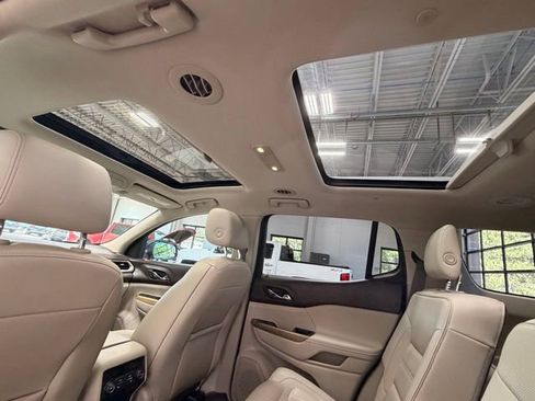 Used 2018 GMC Acadia Denali w/ Technology Package AWD/4WD image 19