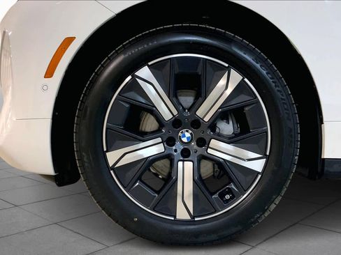 New 2026 BMW iX xDrive45 image 11