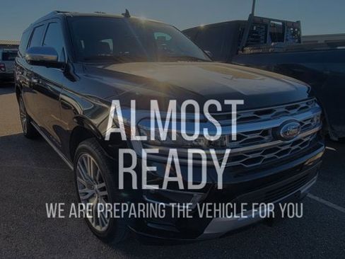 Certified 2022 Ford Expedition Platinum image 5