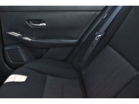 Used 2022 Nissan Sentra SV w/ All-Weather Package FWD image 14