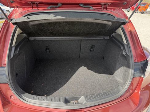 Used 2011 MAZDA MAZDA3 s Grand Touring w/ Tech Pkg FWD image 17