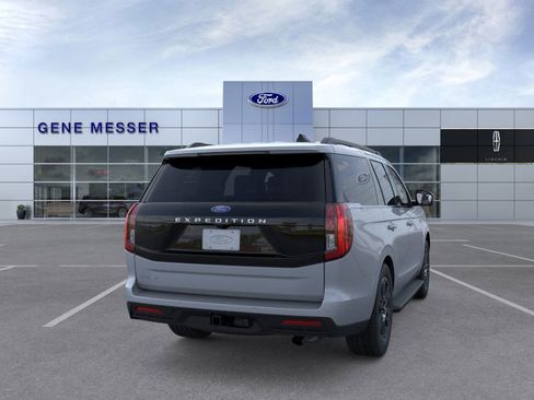 New 2025 Ford Expedition Active image 30