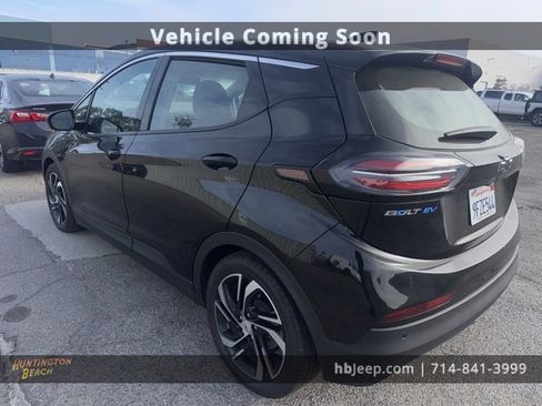 Used 2023 Chevrolet Bolt LT w/ Infotainment Package image 7