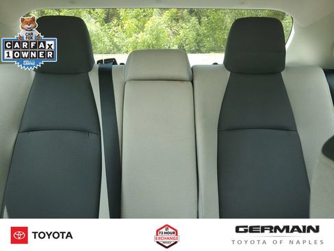 Used 2025 Toyota Corolla LE FWD image 30