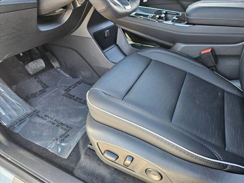 New 2026 Buick Enclave Sport Touring w/ Power Package image 4