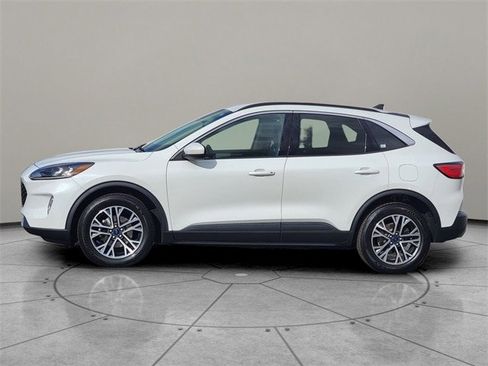 Certified 2020 Ford Escape SEL image 9