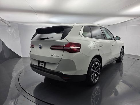 Used 2025 BMW X3 xDrive30i w/ Convenience Package AWD/4WD image 4