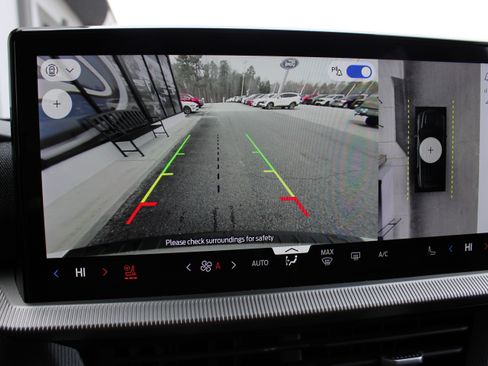 Used 2025 Ford Explorer ST image 27