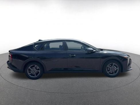Used 2025 Kia K4 FWD image 13