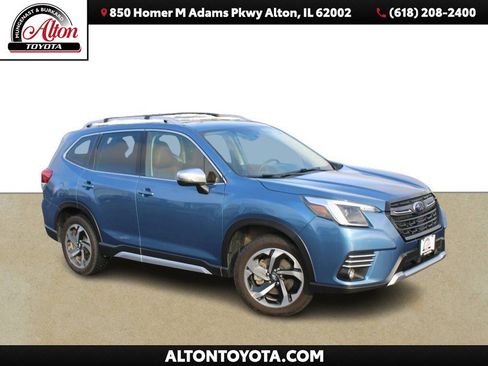 Used 2023 Subaru Forester Touring image 1