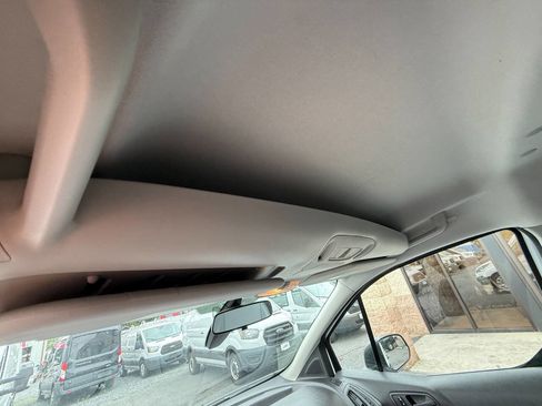 Used 2018 Ford Transit Connect XL image 15