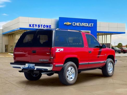 Used 1997 Chevrolet Tahoe 4WD 2-Door w/ Preferred Equipment Group 2 image 3
