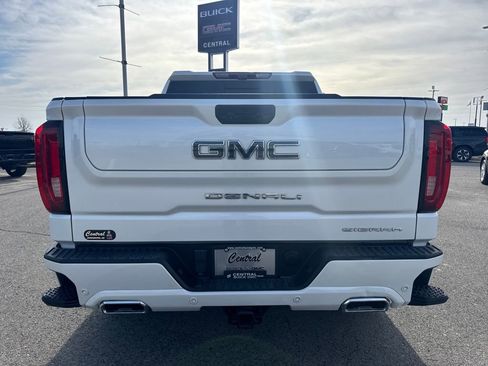 Used 2023 GMC Sierra 1500 Denali Ultimate image 5