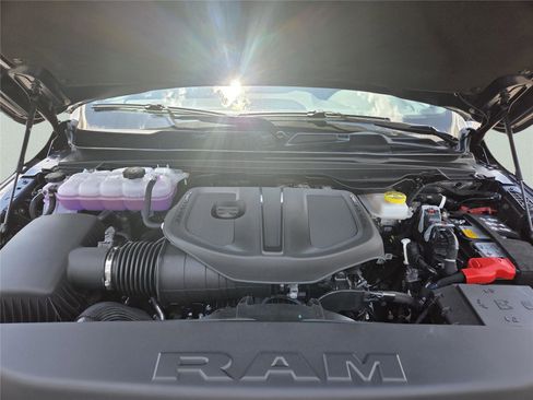 New 2026 RAM 1500 Big Horn AWD/4WD image 29