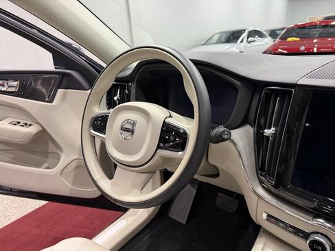 Used 2023 Volvo XC60 B5 Plus w/ Climate Package AWD/4WD image 47