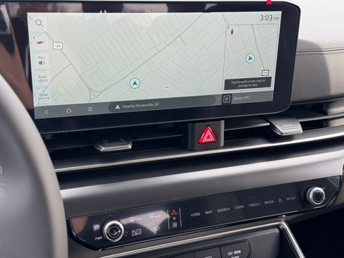 New 2026 Kia Carnival LXS image 17