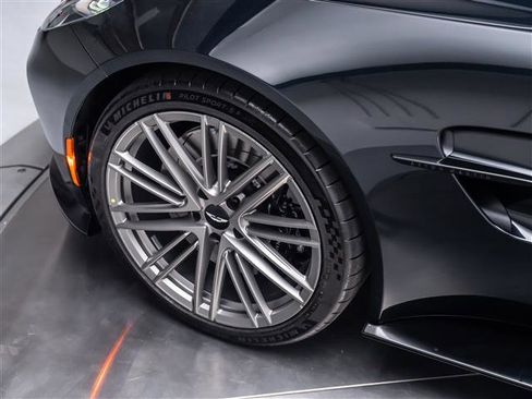 New 2026 Aston Martin V8 Vantage Coupe image 8