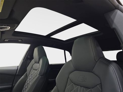 New 2026 Audi SQ8 Prestige image 30