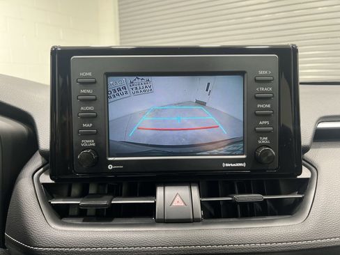 Used 2021 Toyota RAV4 XLE w/ XLE Grade Weather Package AWD/4WD image 17