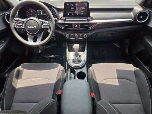 Used 2024 Kia Forte LXS w/ LXS Technology Package FWD image 14