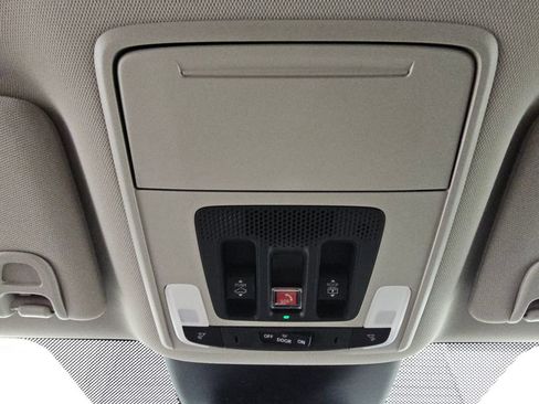 New 2026 Honda Pilot Touring image 22