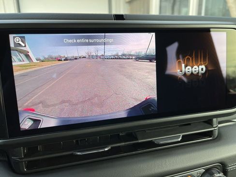 New 2026 Jeep Gladiator Mojave AWD/4WD image 4