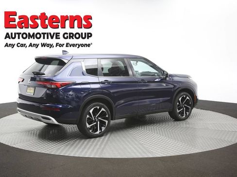 Used 2022 Mitsubishi Outlander SE AWD/4WD image 31