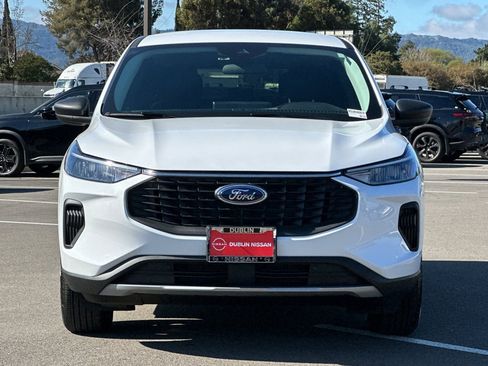 Used 2025 Ford Escape Active w/ Tech Pack #1 image 9