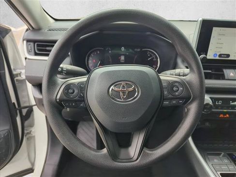 Certified 2025 Toyota RAV4 XLE FWD image 17