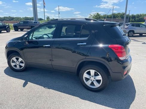 Used 2020 Chevrolet Trax LT w/ Driver Confidence Package AWD/4WD image 6