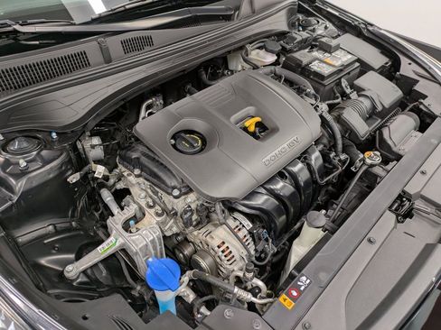 Certified 2022 Kia Forte LXS image 30