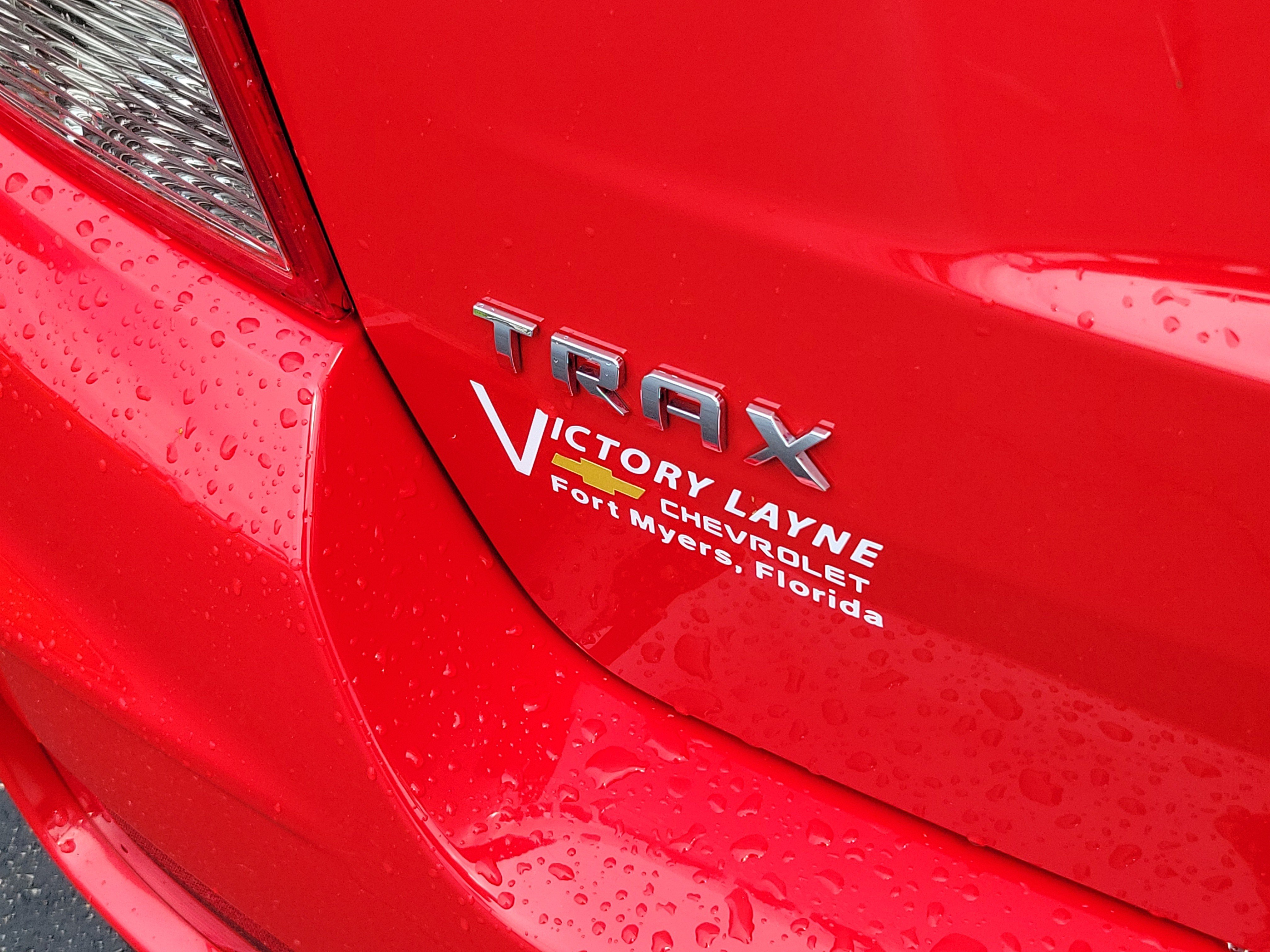 Used 2020 Chevrolet Trax LS w/ Tint and Cruise Package FWD image 5
