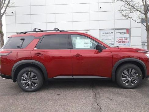 New 2026 Nissan Pathfinder SV image 5