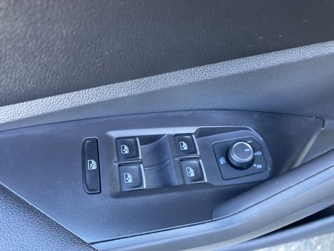 Certified 2023 Volkswagen Jetta Sport image 14