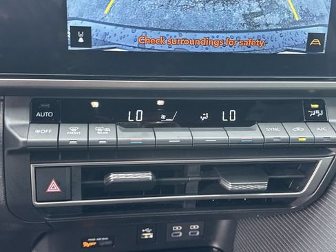 Used 2025 Toyota Camry SE w/ Multimedia Upgrade Package FWD image 15