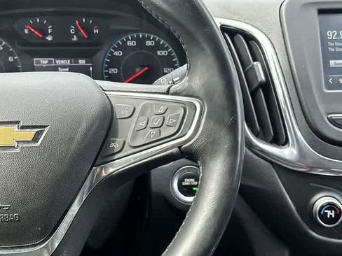 Used 2018 Chevrolet Equinox LT image 9