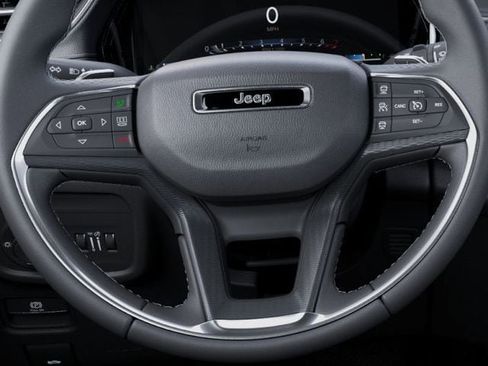 Used 2025 Jeep Grand Cherokee L Laredo w/ Luxury Tech Group I AWD/4WD image 19