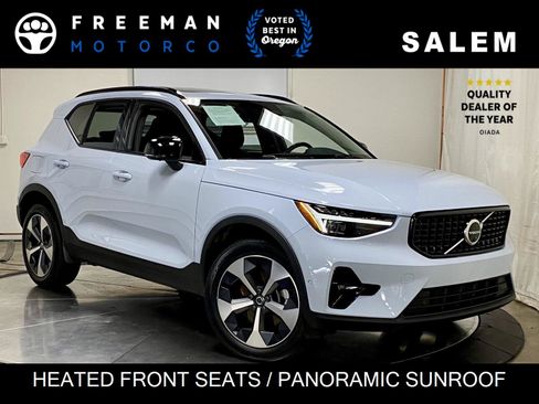 Used 2026 Volvo XC40 B5 Plus AWD/4WD image 1