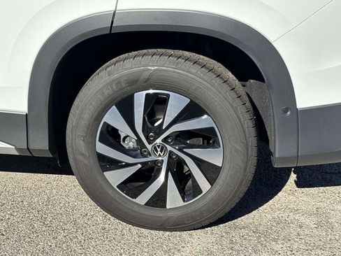 New 2026 Volkswagen Tiguan S FWD image 6